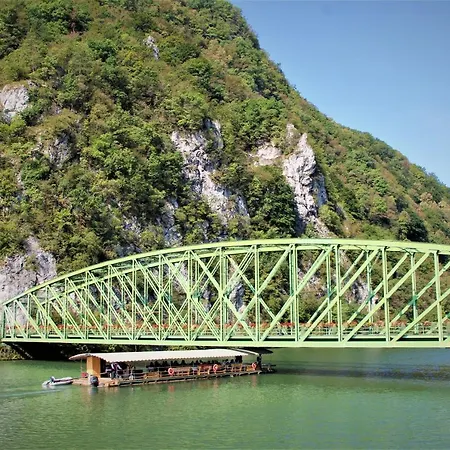 Ribiska Vasica - Fishermen's Village Radece