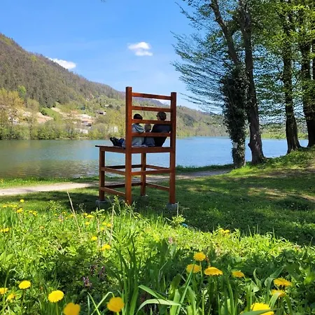 Ribiska Vasica - Fishermen's Village * Radece