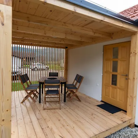 Ribiska Vasica - Fishermen's Village Vikendica *